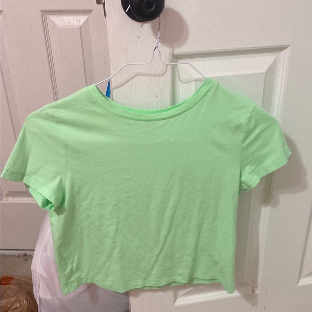 Universal Thread Light Green Crop Top